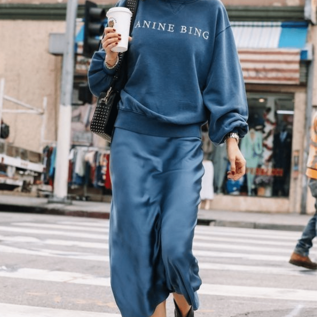 Sporty_Chic_with_a_Sweatshirt