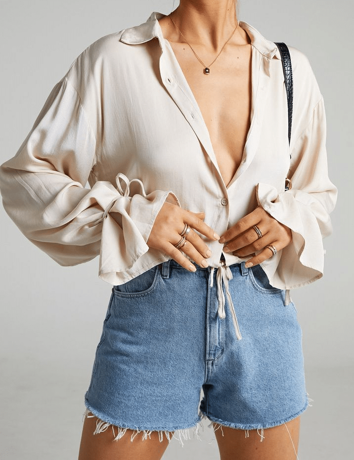 Button-down_Shirt_with_Tailored_Shorts