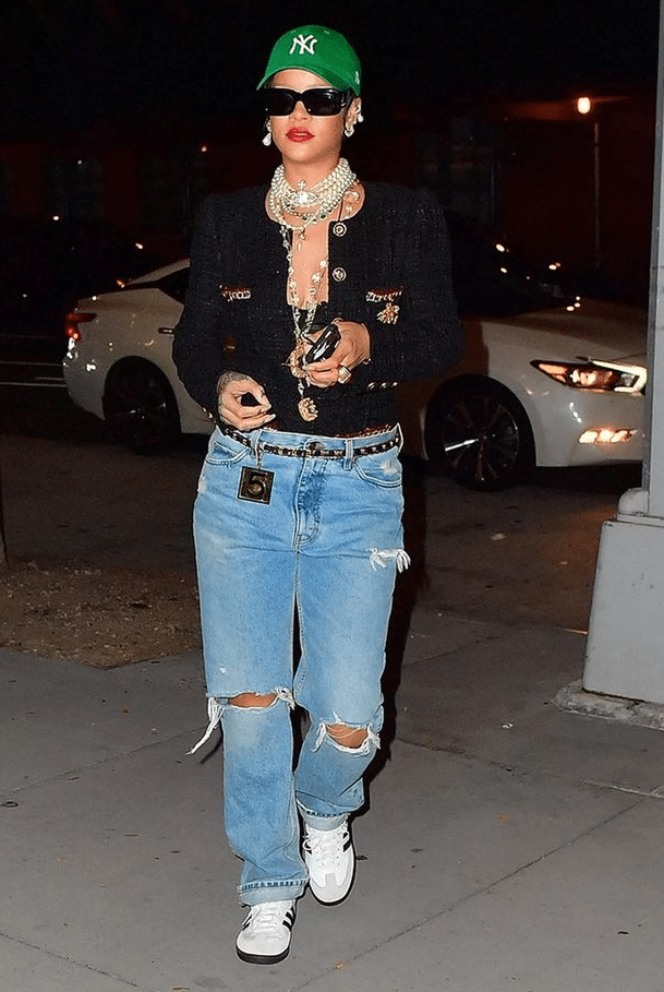 Rihannas_Classic_White_Samba