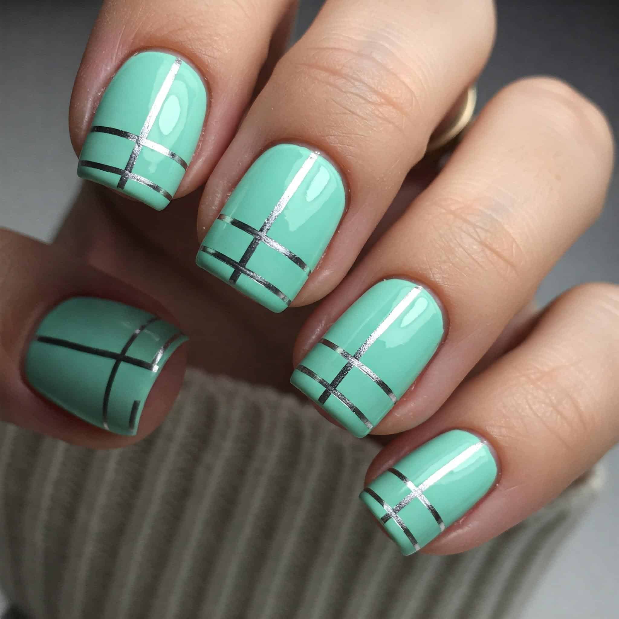 Winter_Mint_with_Silver_Stripes