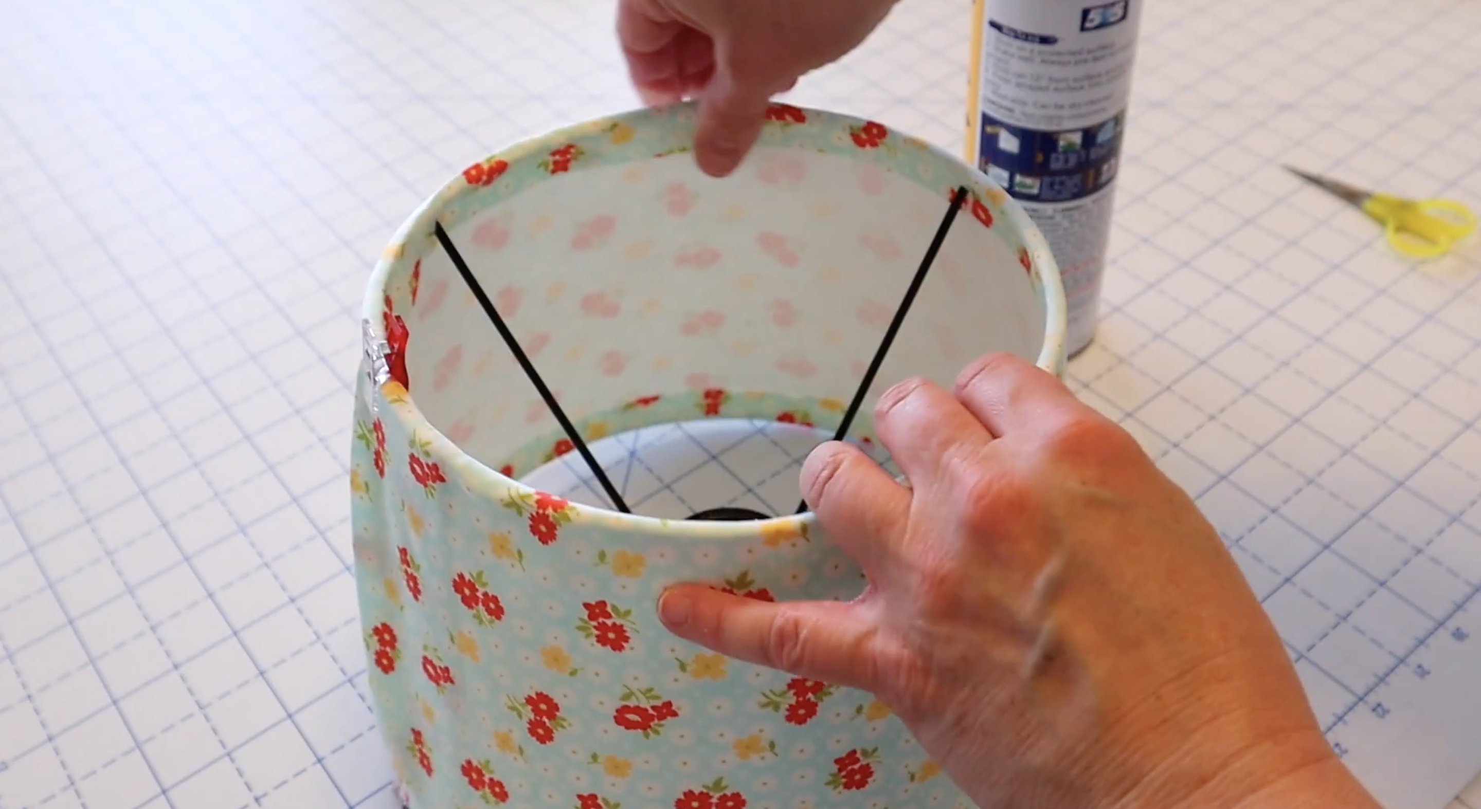 Step_6_Apply_the_Fabric_to_the_Lampshade