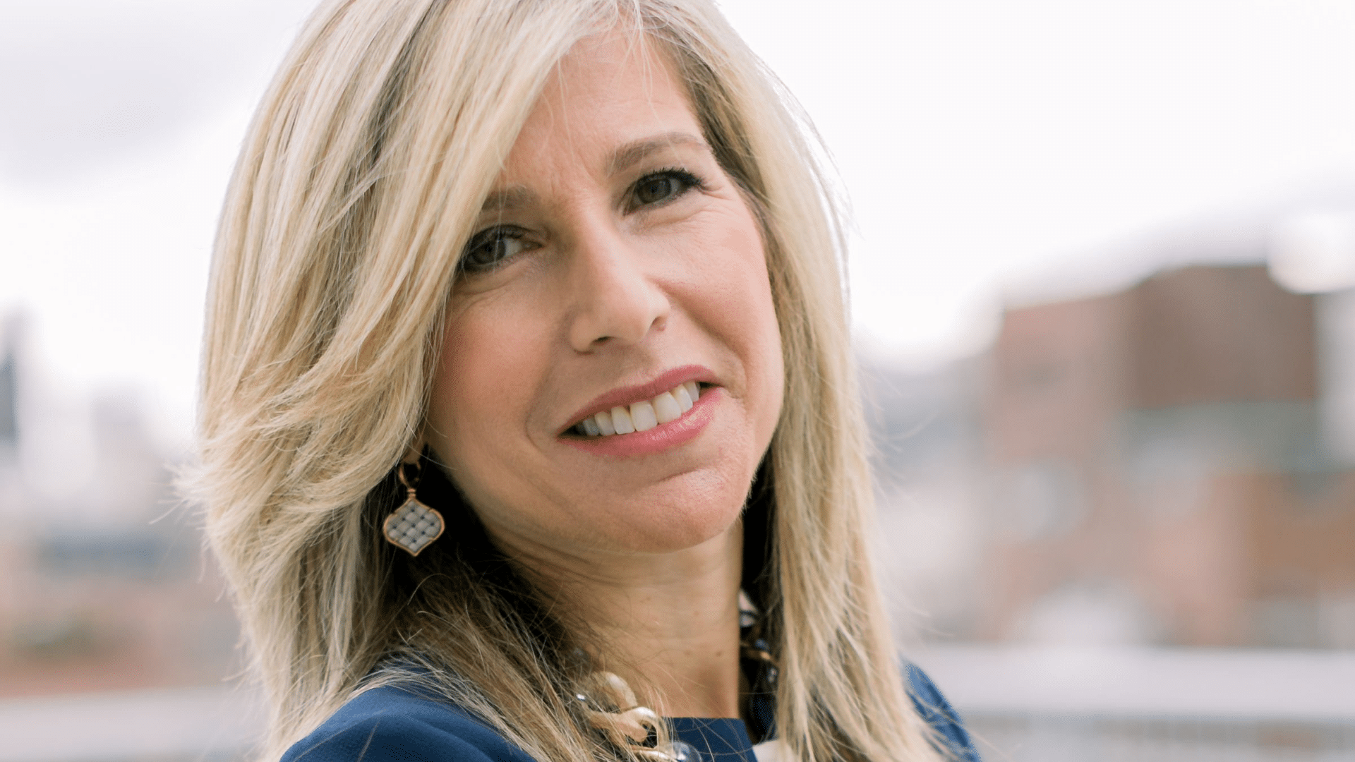 Assets and Investments: What Does Lori Wachs Own?