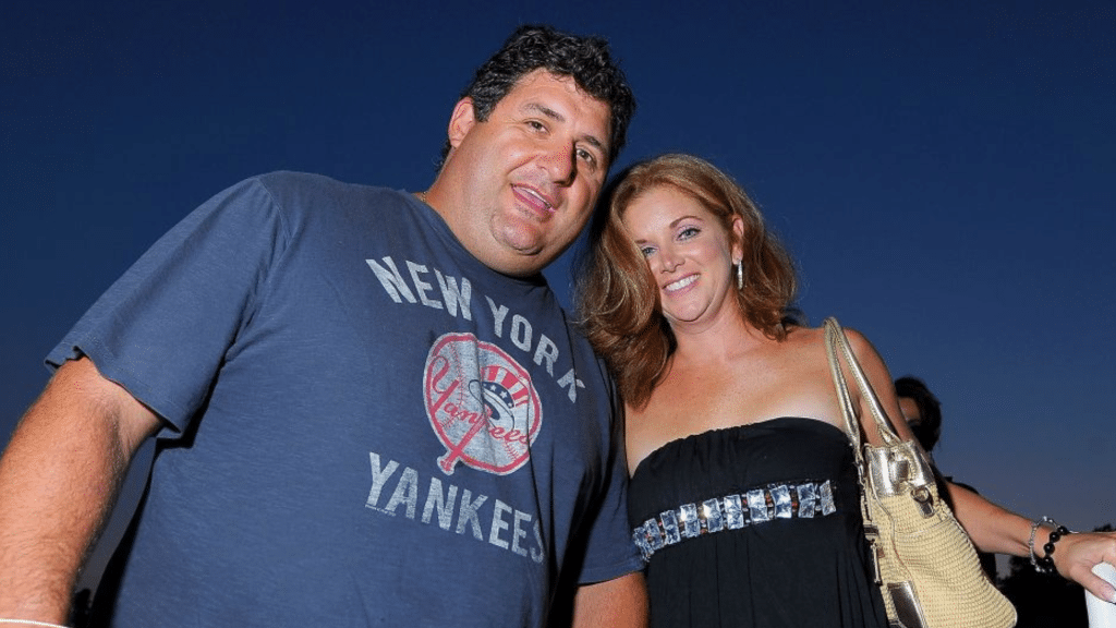 Get to Know About Tony Siragusa Wife
