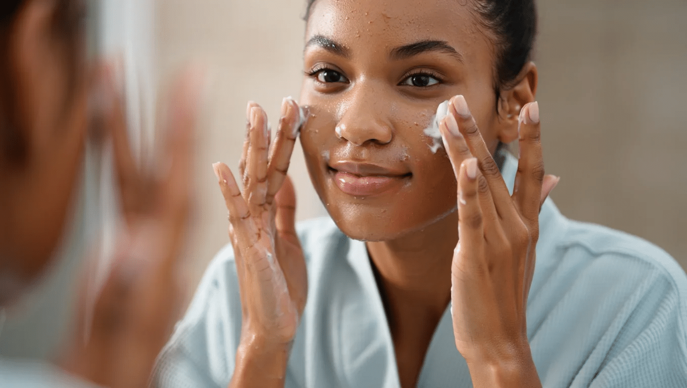 Step_2_Gentle_Exfoliation_to_Unclog_Pores