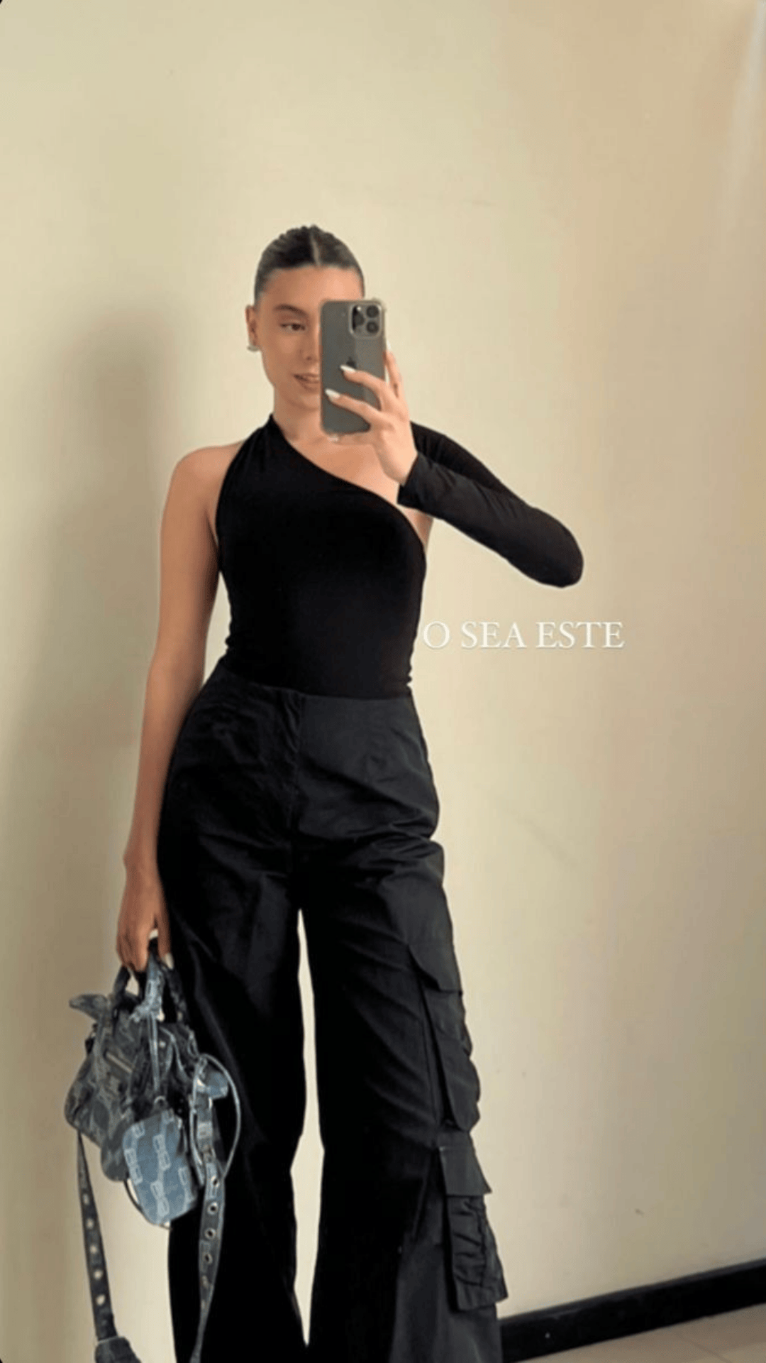 Cut-Out Cool Girl