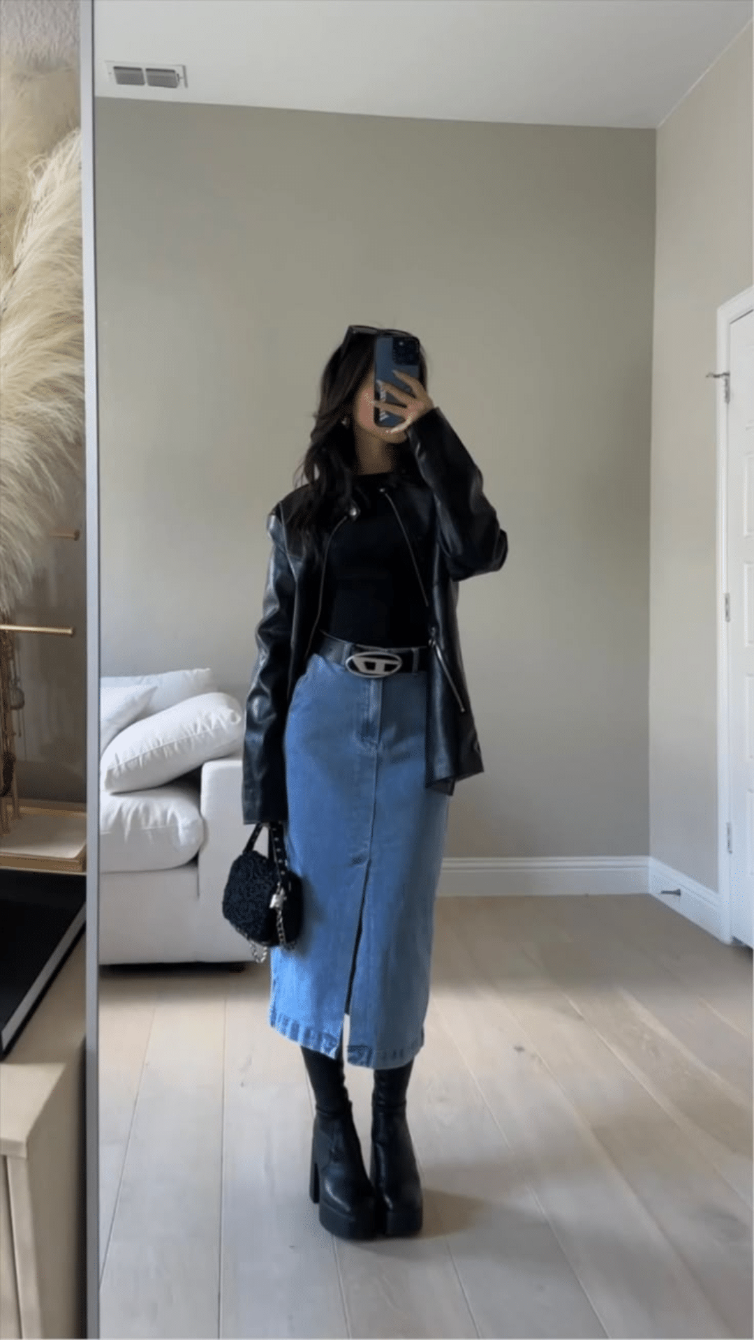 Edgy_Denim_Beauty