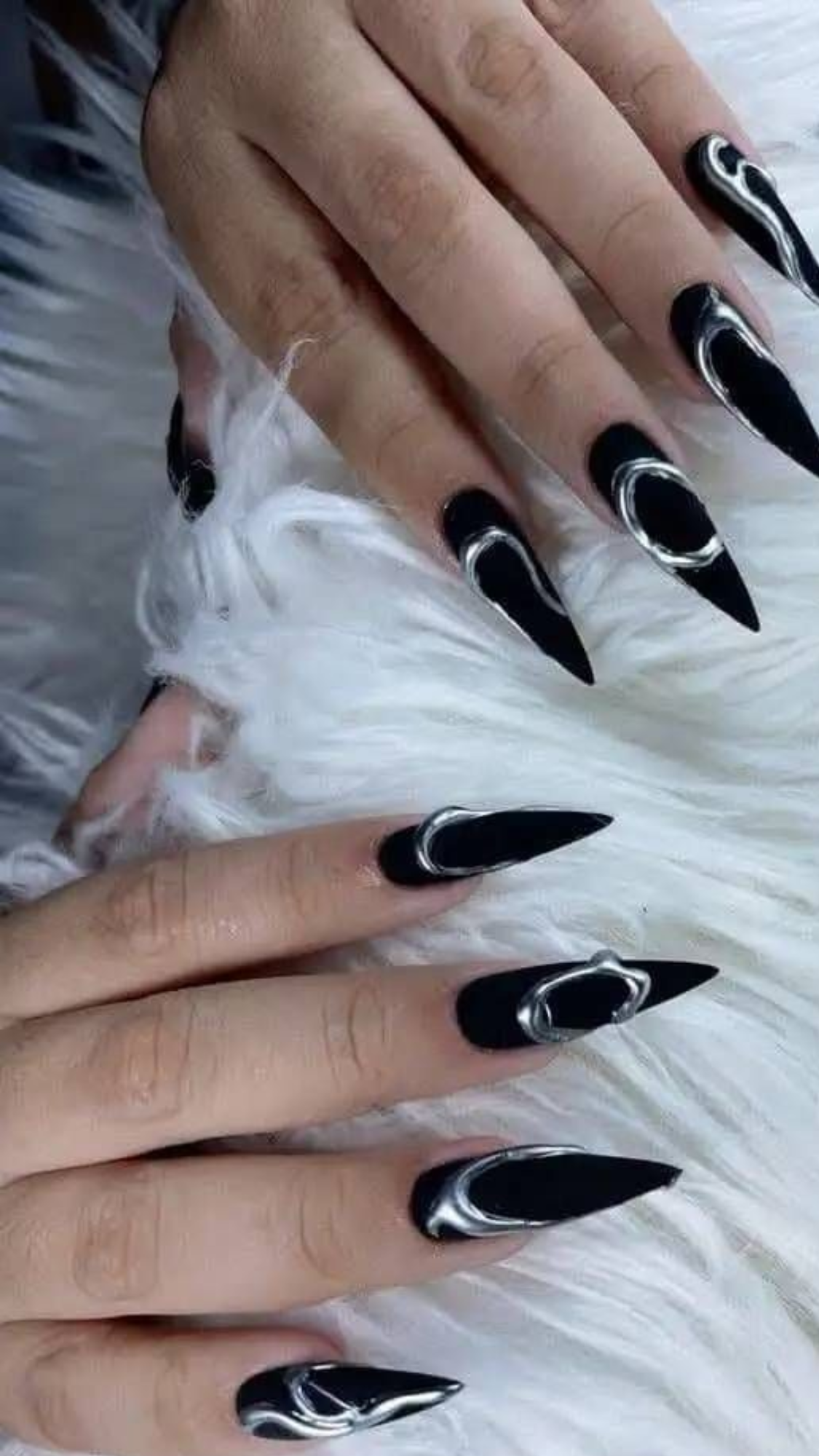 Matte_Black_with_Silver_Foil