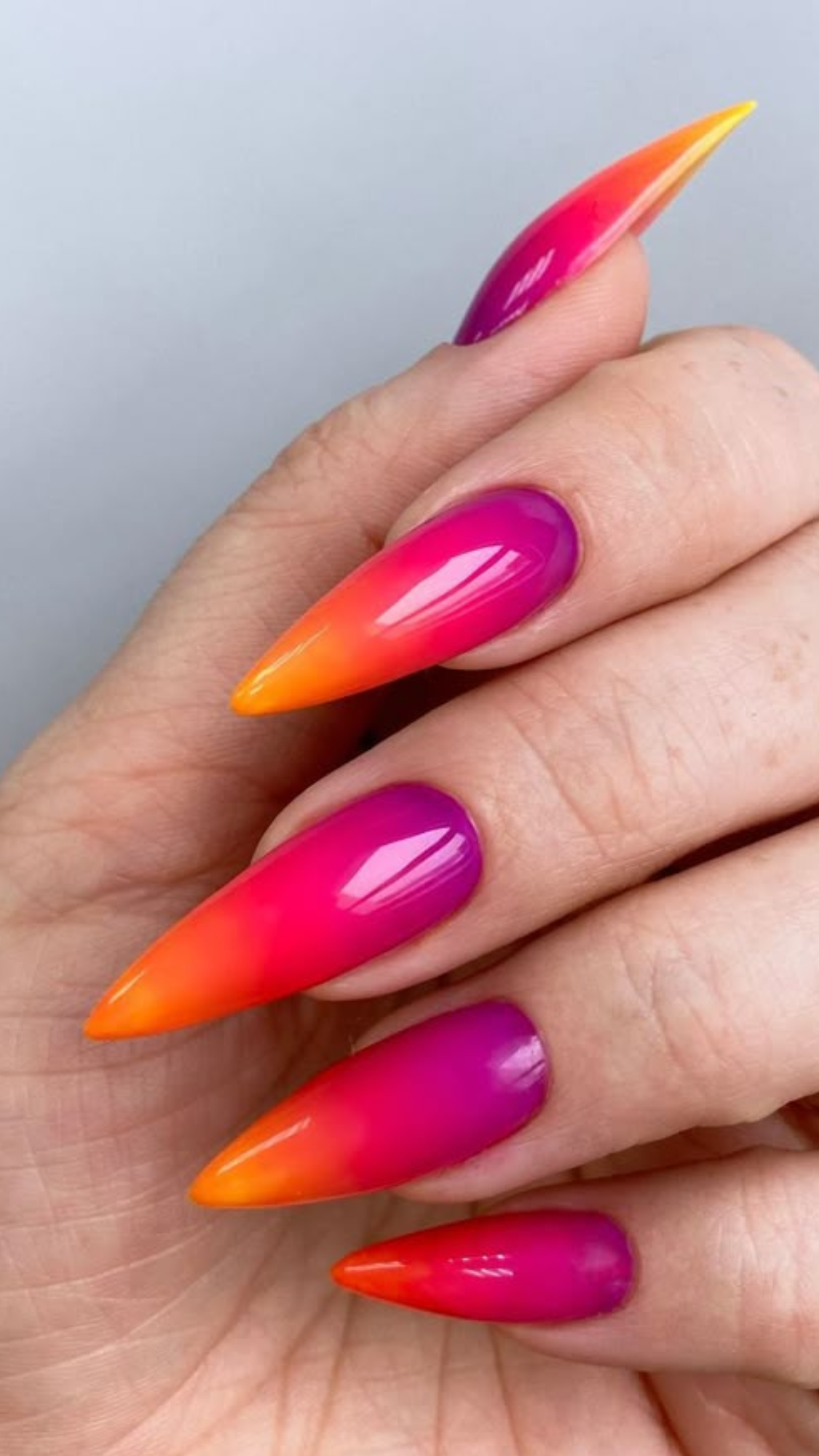 Neon_Ombre_Gradient