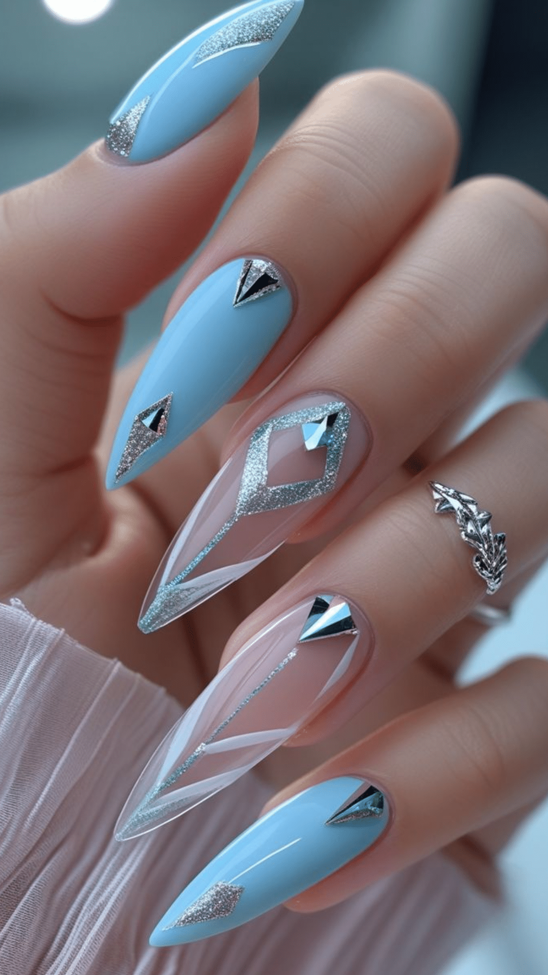 Silver_and_Blue_Geometric_Shapes
