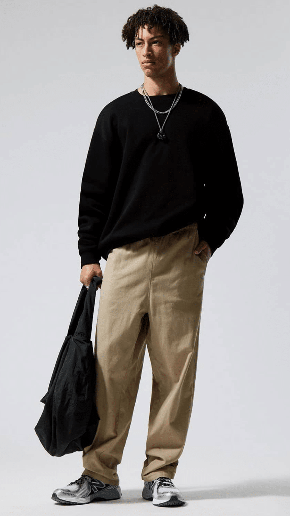 Khaki Pants Black Oversized Sweater (1)
