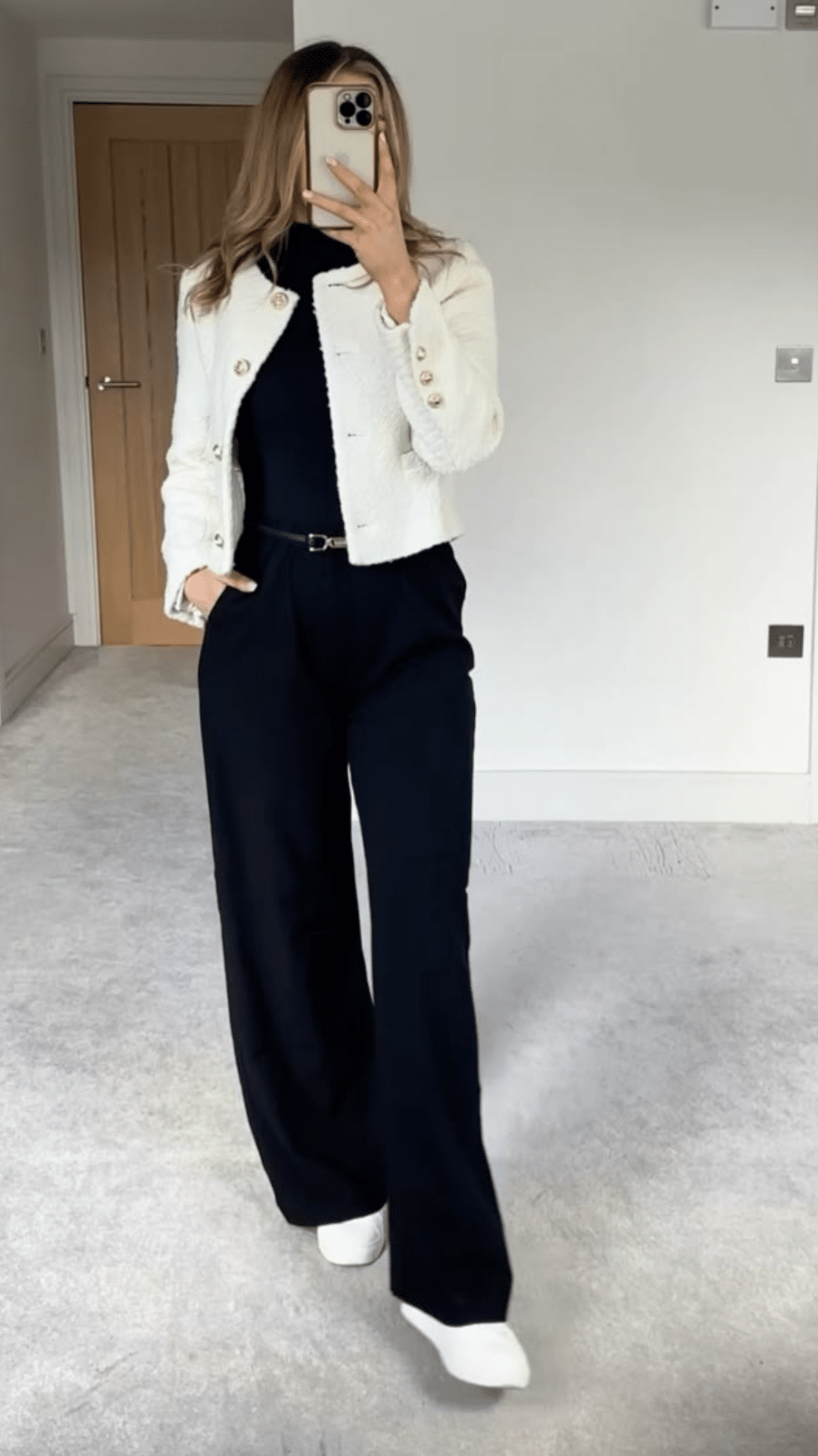 black jeans outfit women