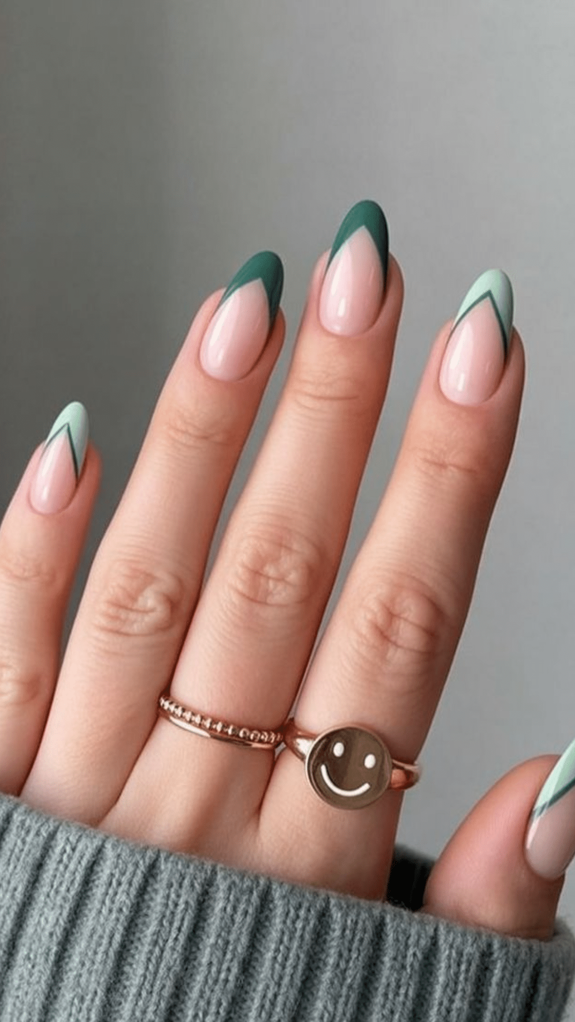 geometric french tips