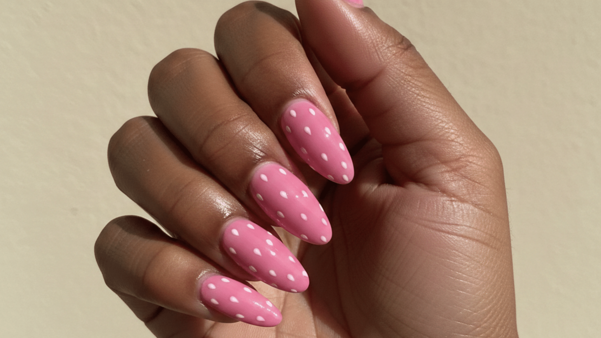 strawberry sweethearts valentines nail