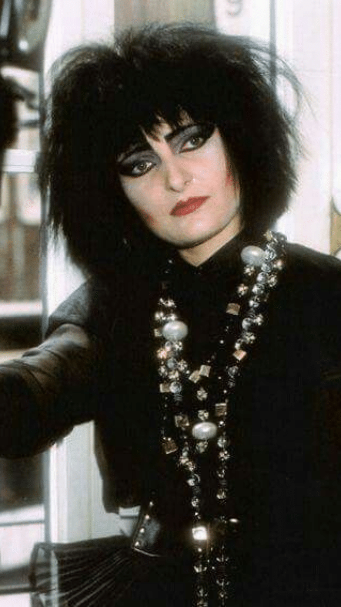 the siouxsie sioux spikes